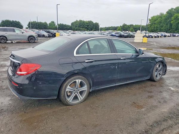 2018 MERCEDES-BENZ E E300