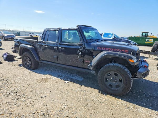 2023 JEEP GLADIATOR Mojave — Passenger 3/4