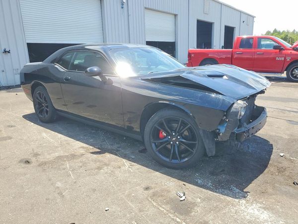 2017 DODGE CHALLENGER