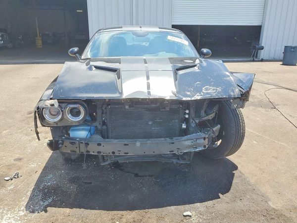 2017 DODGE CHALLENGER