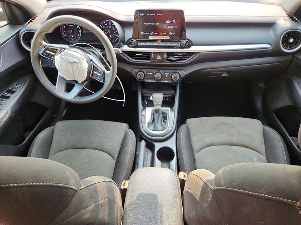 2022 KIA FORTE FE, LXS