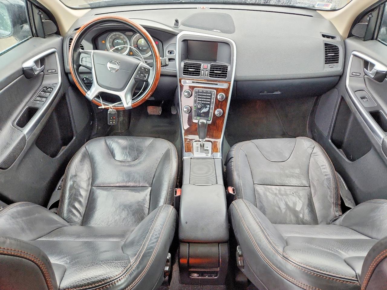 2012 VOLVO XC60