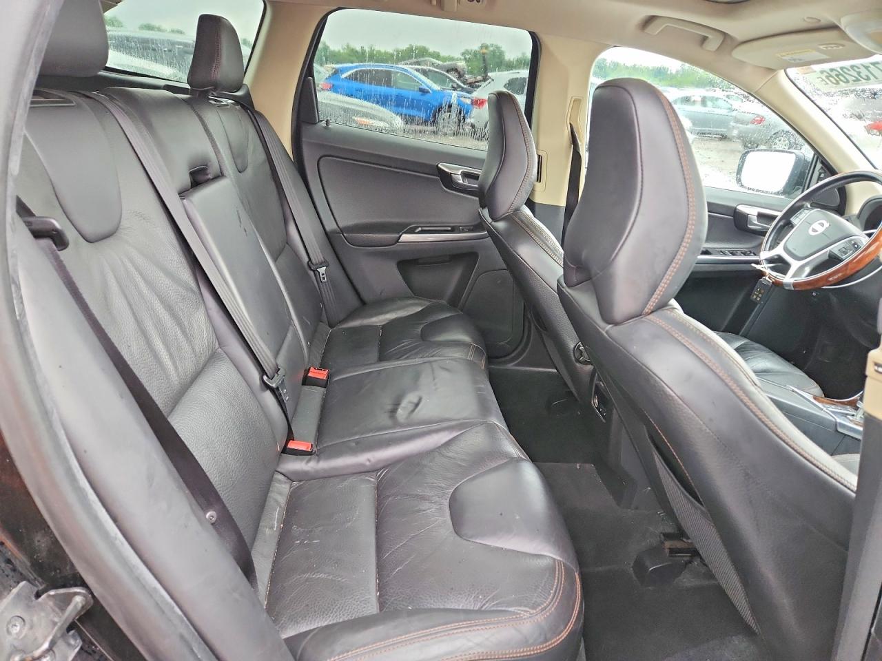 2012 VOLVO XC60