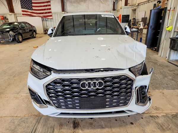2022 AUDI Q5