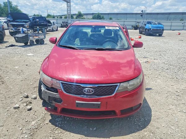 2013 KIA FORTE