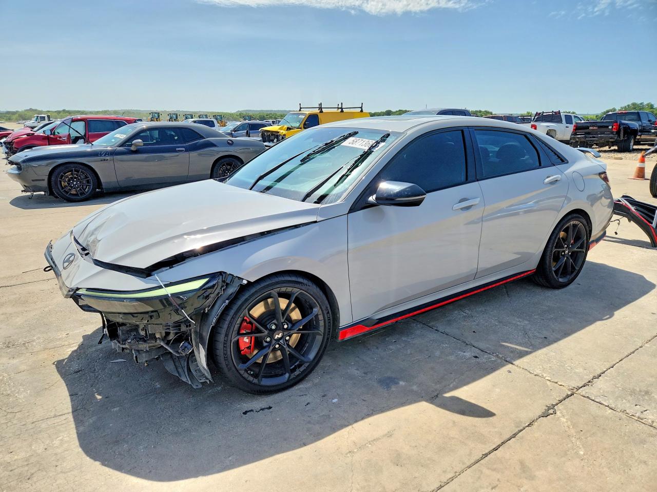 2025 HYUNDAI ELANTRA