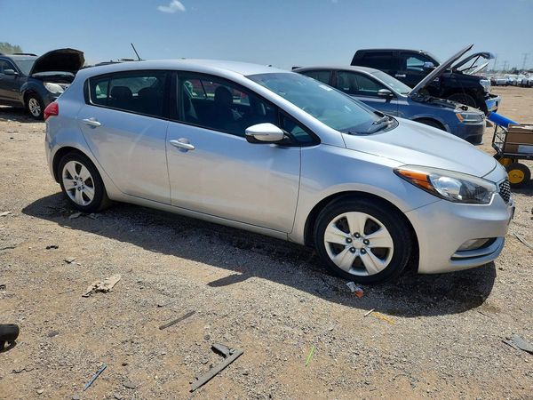 2016 KIA FORTE GL (Middle-Low Grade)