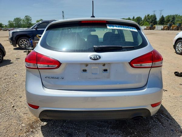 2016 KIA FORTE GL (Middle-Low Grade)