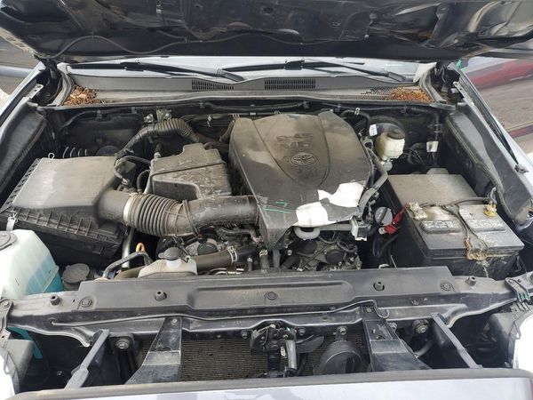 2021 TOYOTA TACOMA SR5