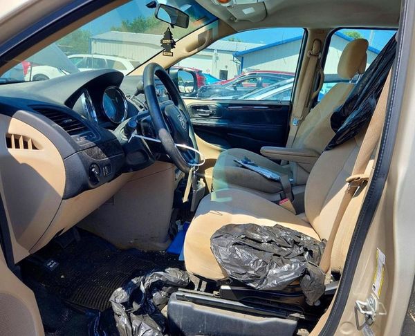 2015 DODGE GRAND CARAVAN SE