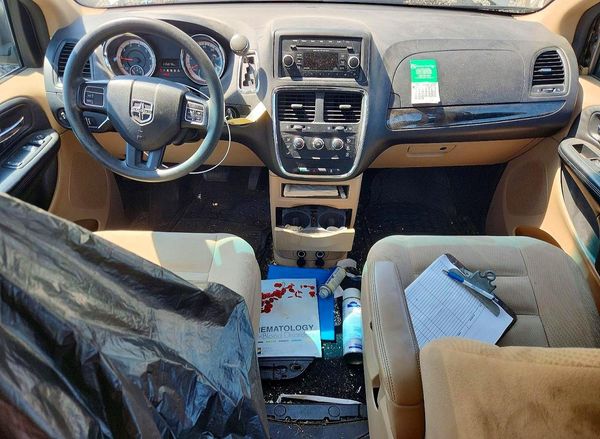 2015 DODGE GRAND CARAVAN SE