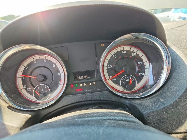 2015 DODGE GRAND CARAVAN SE