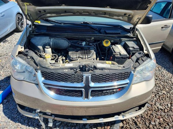 2015 DODGE GRAND CARAVAN SE