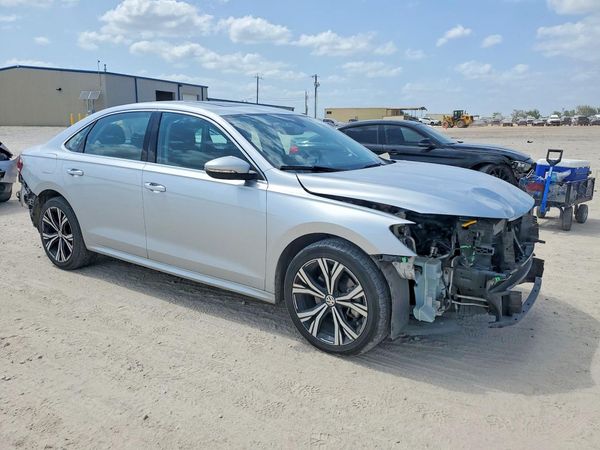2021 VOLKSWAGEN PASSAT SE
