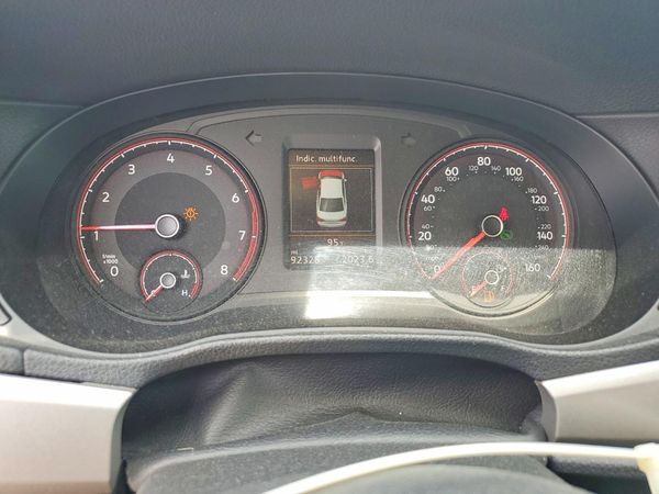 2021 VOLKSWAGEN PASSAT SE
