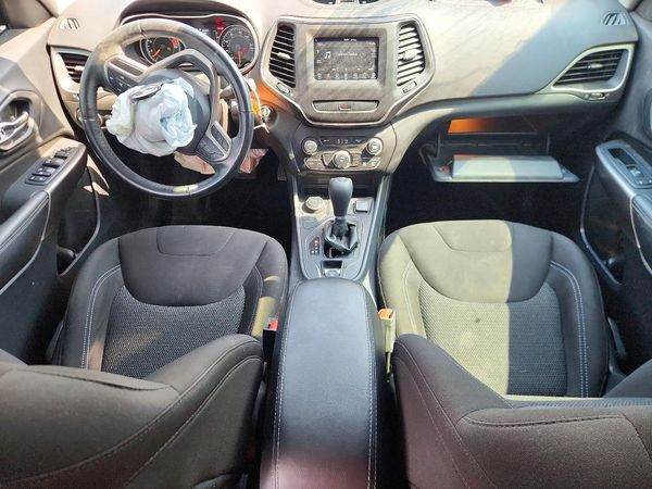 2019 JEEP CHEROKEE LATITUDE 4X4