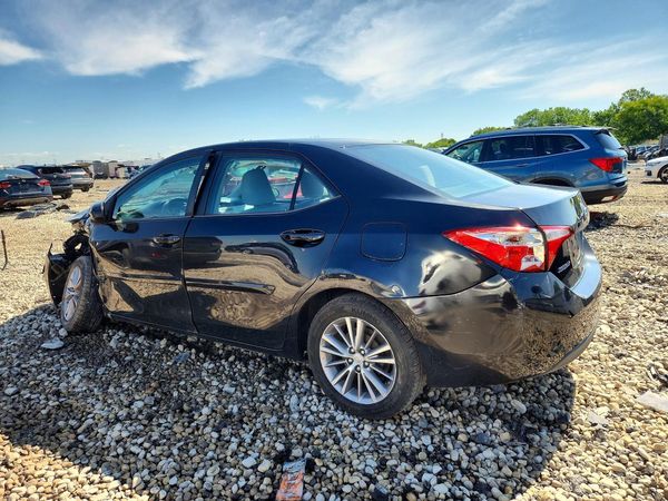 2015 TOYOTA COROLLA