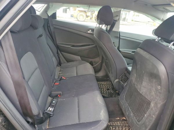 2018 HYUNDAI TUCSON