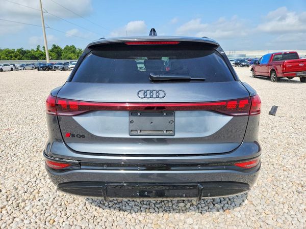 2025 AUDI SQ6 E-TRON