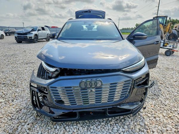 2025 AUDI SQ6 E-TRON