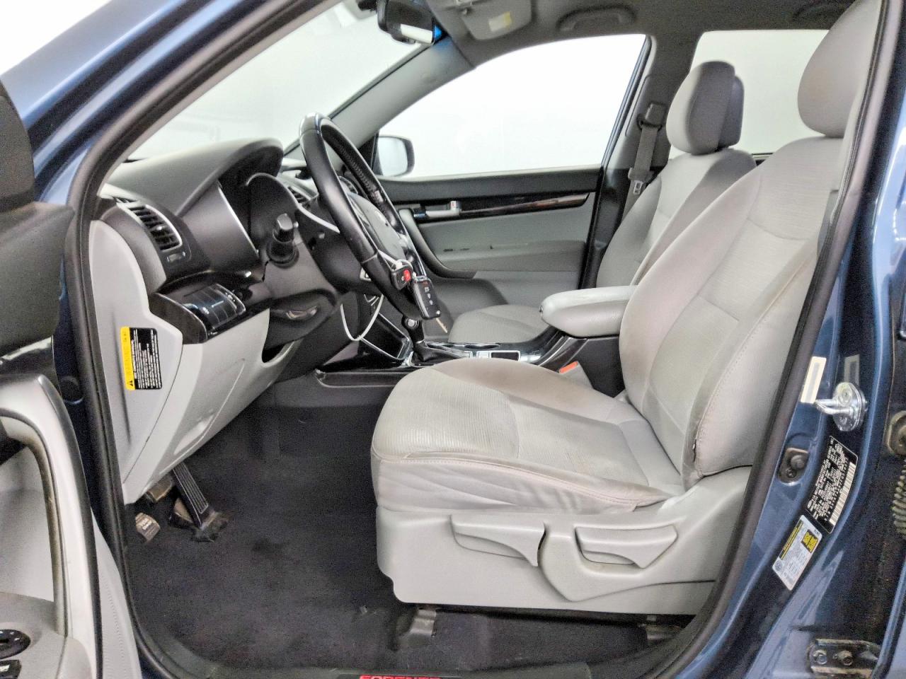 2015 KIA SORENTO GL