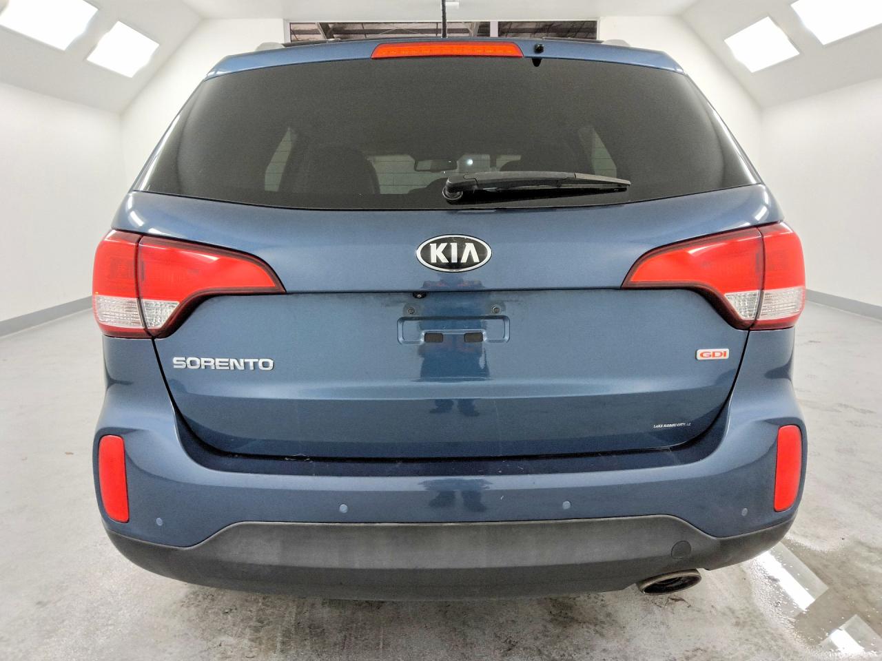 2015 KIA SORENTO GL