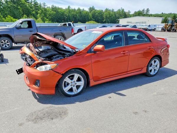 2013 TOYOTA COROLLA