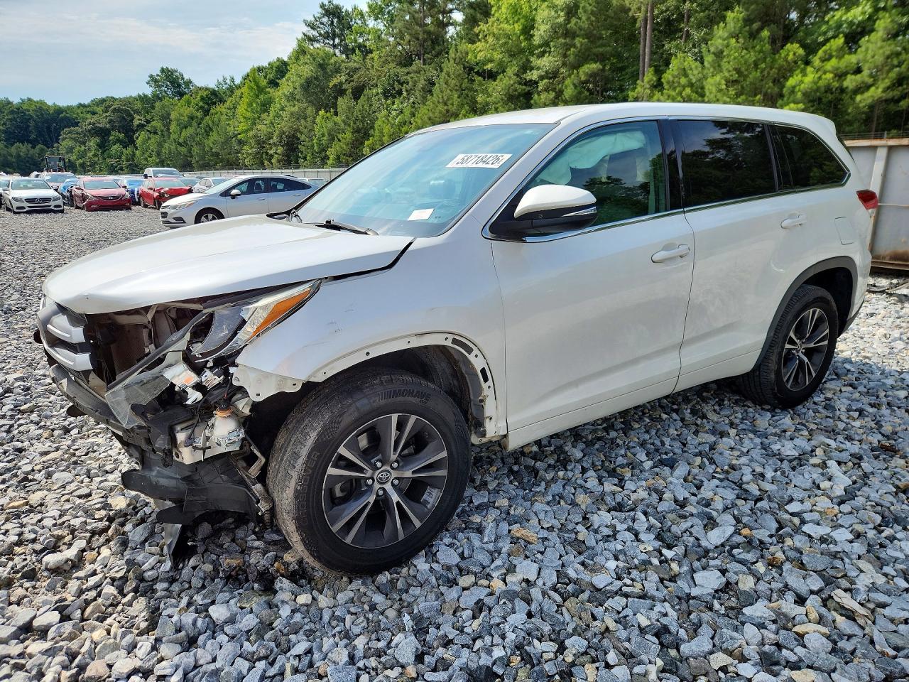 2018 TOYOTA HIGHLANDER LE/LE Plus