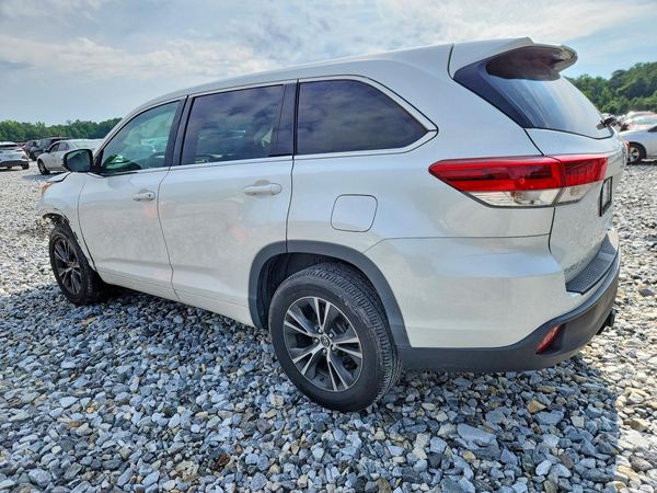 2018 TOYOTA HIGHLANDER LE/LE Plus