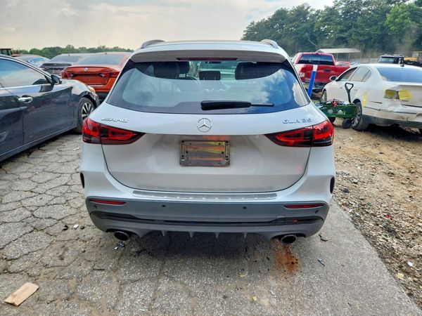 2022 MERCEDES-BENZ GLA AMG GLA35