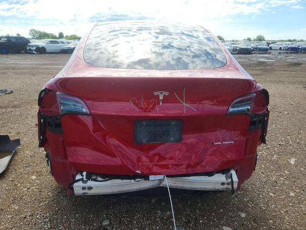 2022 TESLA MODEL Y AWD W/LONG R