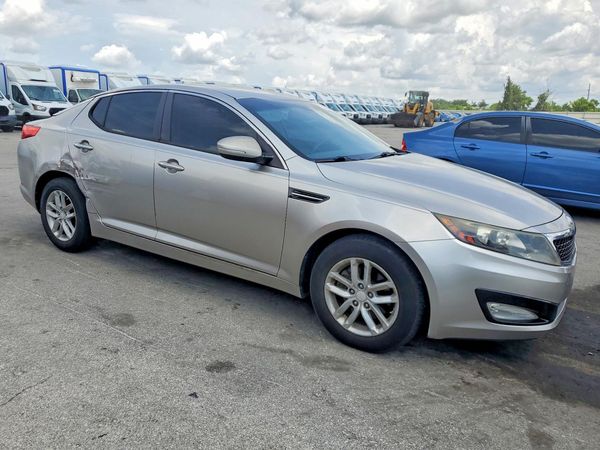 2013 KIA OPTIMA LX