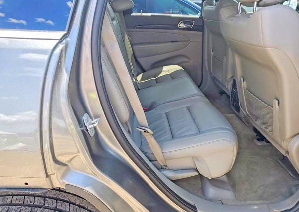 2012 JEEP CHEROKEE Laredo