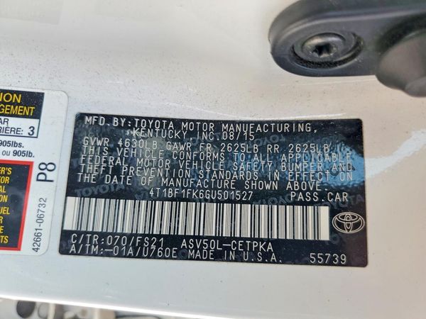2016 TOYOTA CAMRY