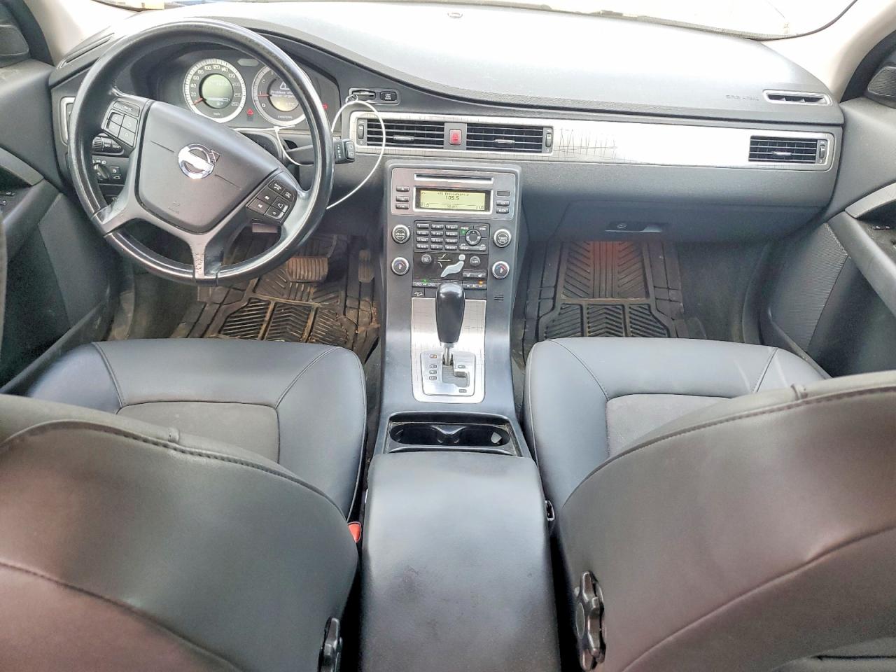 2010 VOLVO XC70
