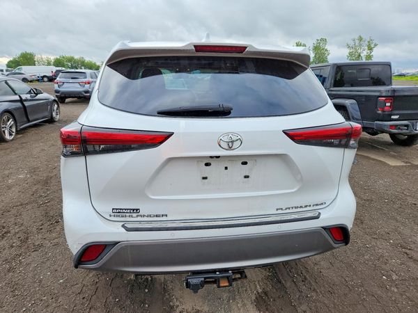 2022 TOYOTA HIGHLANDER Platinum