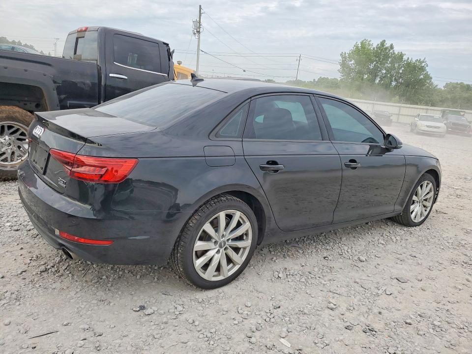 2017 AUDI A4 quattro Premium