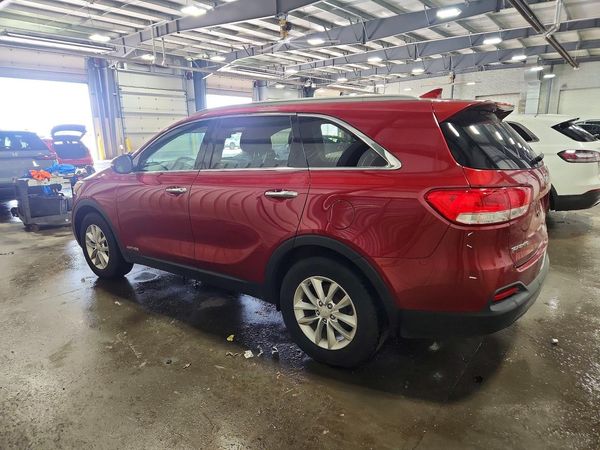 2016 KIA SORENTO L / LX
