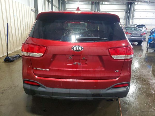 2016 KIA SORENTO L / LX
