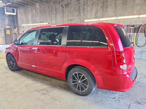 2014 DODGE GRAND CARAVAN SE