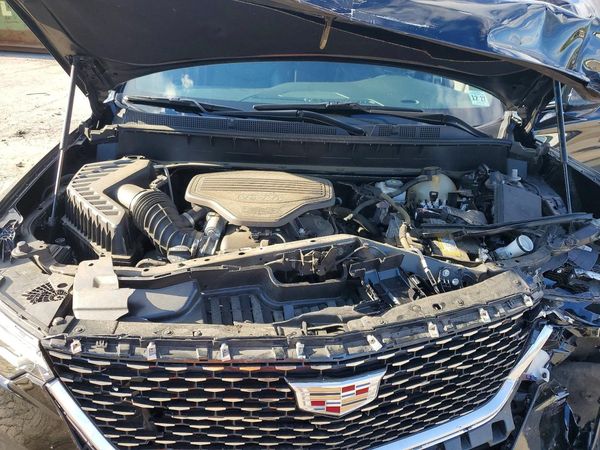 2022 CADILLAC XT6 Premium Luxury