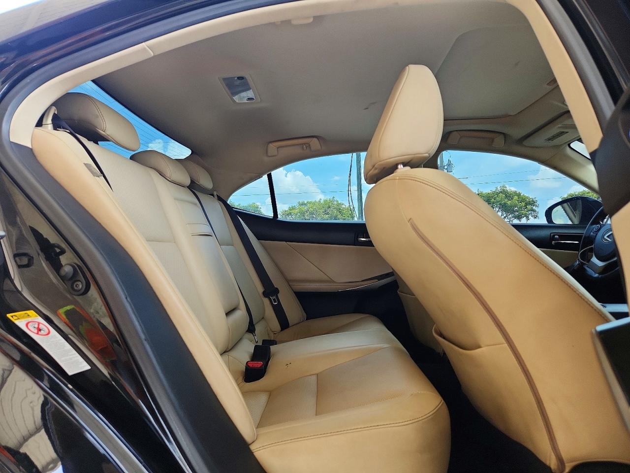 2015 LEXUS IS 250