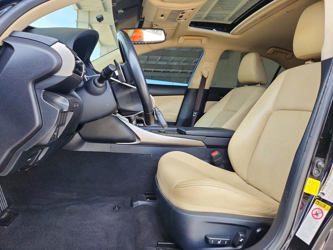 2015 LEXUS IS 250