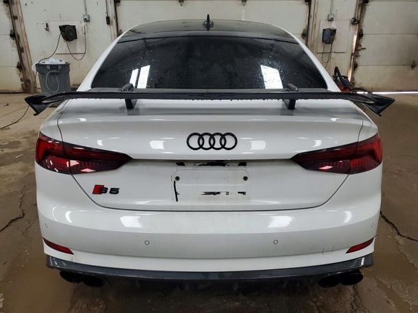 2018 AUDI S5