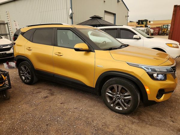 2021 KIA SELTOS LX