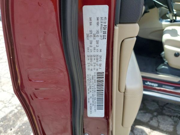 2018 JEEP GRAND CHEROKEE Laredo