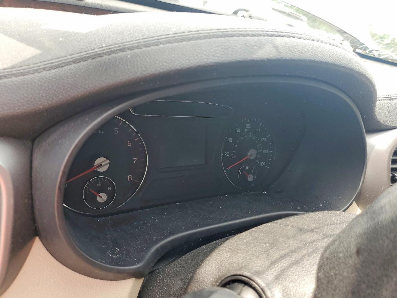 2016 KIA SORENTO L / LX