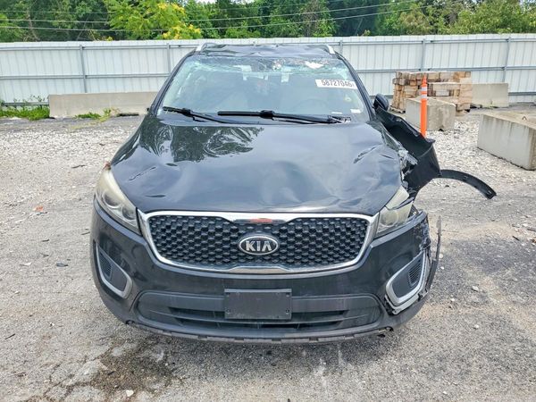 2016 KIA SORENTO L / LX