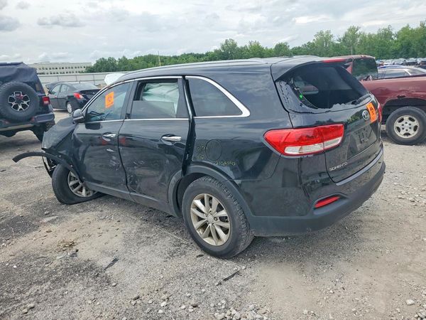 2016 KIA SORENTO L / LX