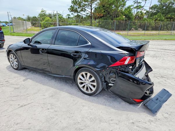 2016 LEXUS IS 200t